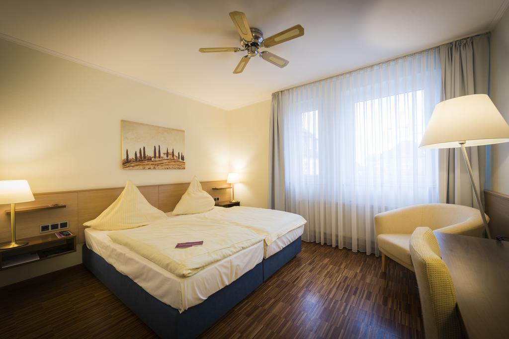Hotel Luecke Rheine Εξωτερικό φωτογραφία